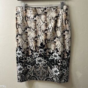 WHITE HOUSE BLACK MARKET Satin Snakeskin Floral Pencil Skirt | Size 2